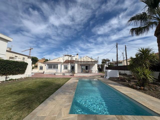 Casa en venta en la Llosa, Baix Camp