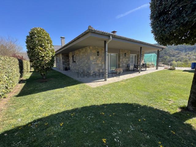 Casa en venta en Ripollès, Catalunya