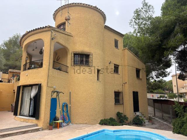 Casa en venta en Dehesa de Campoamor, Orihuela