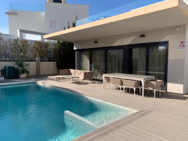 Casa en venta en Dehesa de Campoamor, el Baix Segura / La Vega Baja