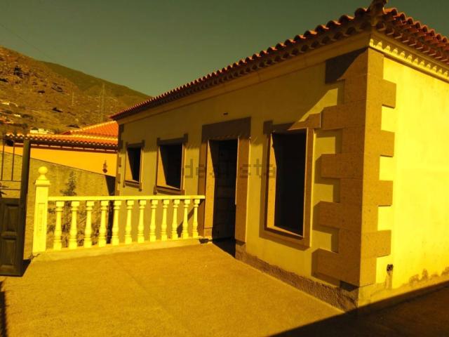 Casa en venta en Araya, Candelaria