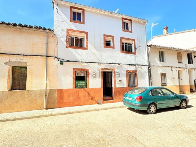 Casa en venta en Candeleda