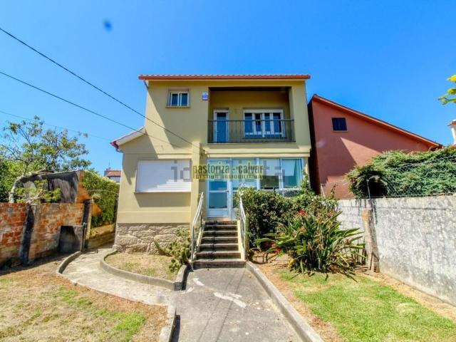 Casa en venta en Darbo, O Morrazo