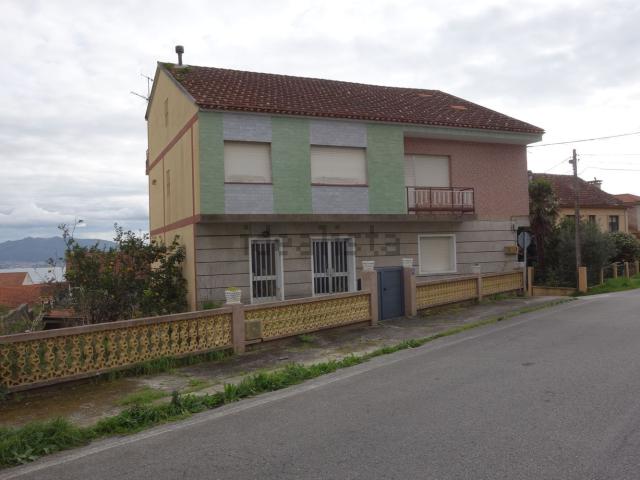 Casa en venta en Darbo, O Morrazo