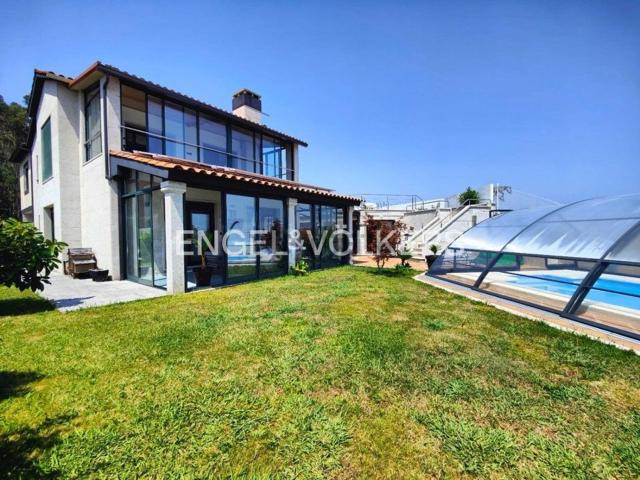 Casa en venta en Darbo, O Morrazo