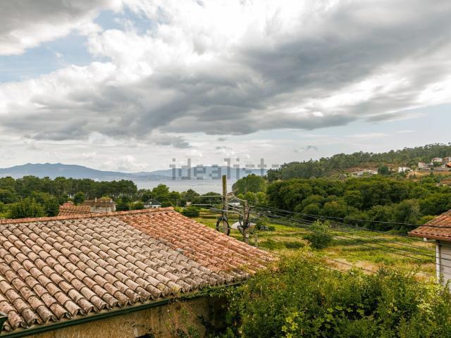 Casa en venta en O Hío, O Morrazo