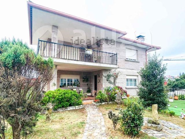 Casa en venta en Darbo, O Morrazo
