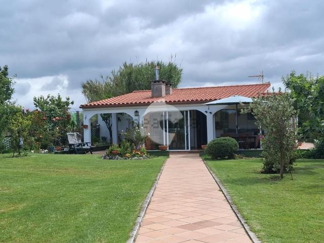 Casa en venta en Coiro, O Morrazo