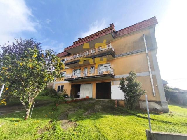 Casa en venta en Darbo, O Morrazo