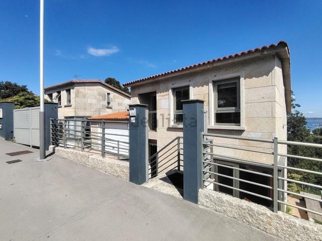 Casa en venta en O Hío, O Morrazo