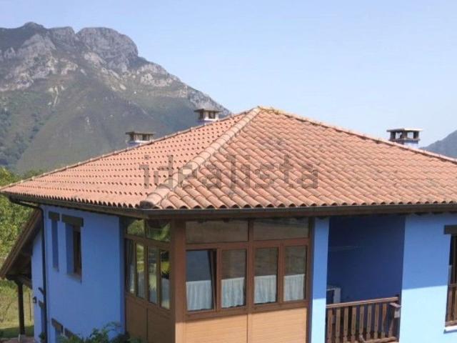 Casa en venta en Cangas De Onís, Parda
