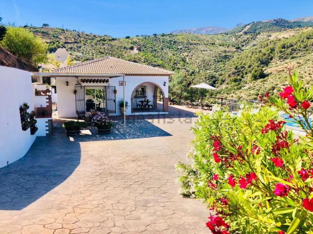 Casa en alquiler en La Axarquía, Andalucía