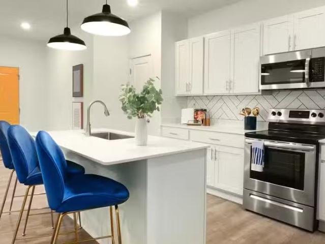Condo for rent in Elkhorn