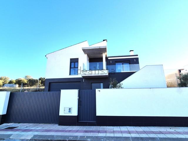 Casa en venta en Carrascal De Barregas, Salamanca