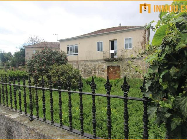 Casa en venta en Cartelle, Ourense