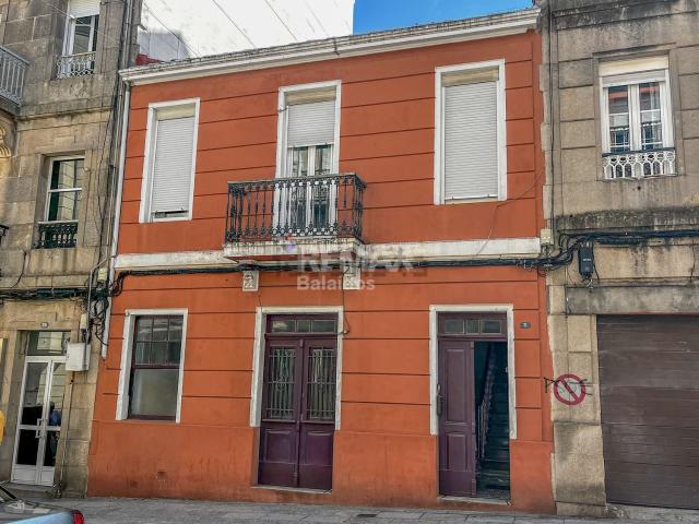 Casa en venta en Lavadores, Vigo