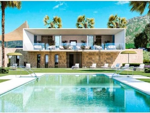Casa en alquiler en La Perla-Torremuelle, Costa del Sol Occidental