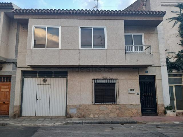 Casa en venta en Casas-ibáñez, Albacete