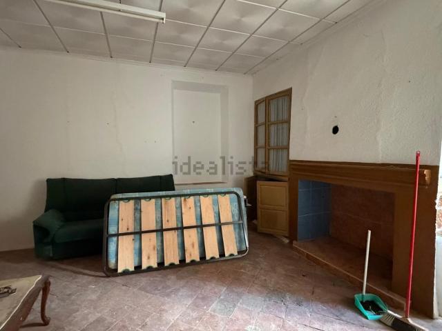 Casa en venta en Casas-Ibáñez, Albacete