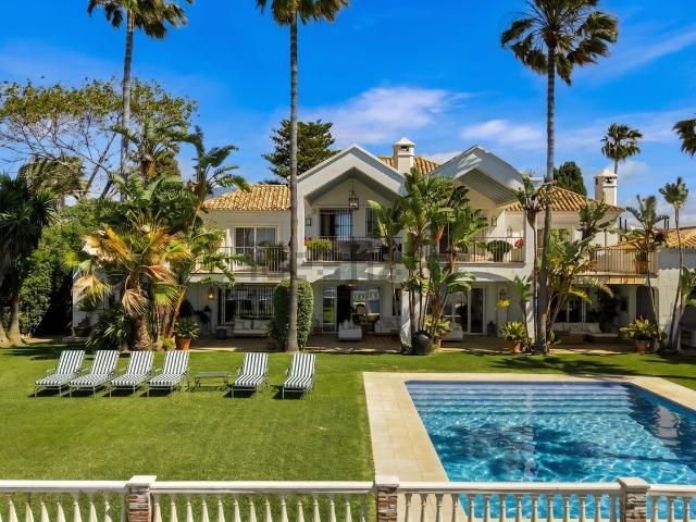 Casa en alquiler en Atalaya, Costa del Sol Occidental