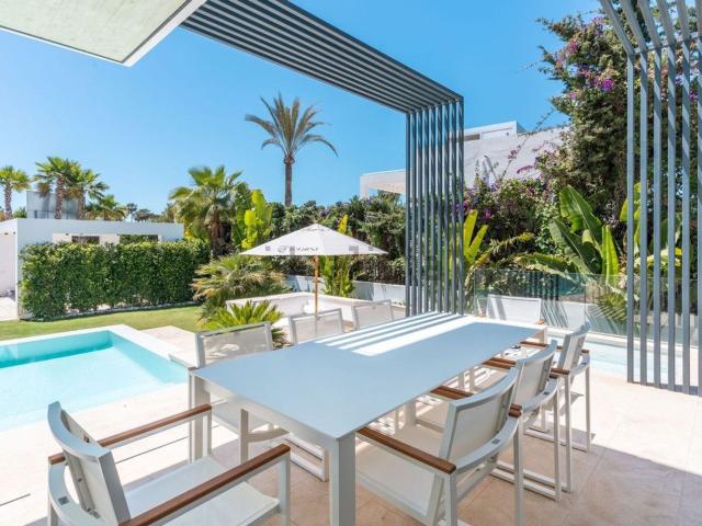 Casa en venta en Atalaya Park, Estepona
