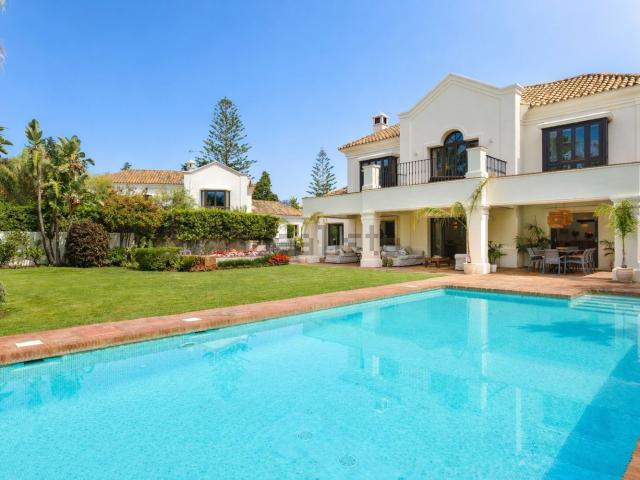 Casa en alquiler en Las Yucas, Costa del Sol Occidental