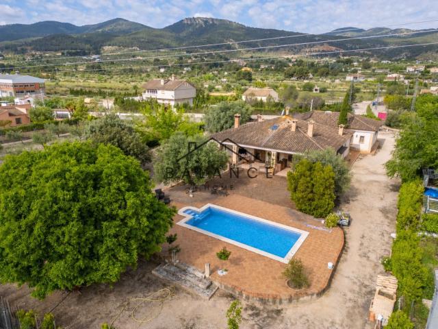 Casa en venta en l'Alcoià, Valencia