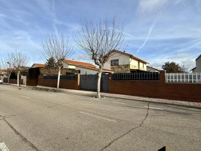 Casa en venta en Urbanización la Almunia, Castellanos De Moriscos
