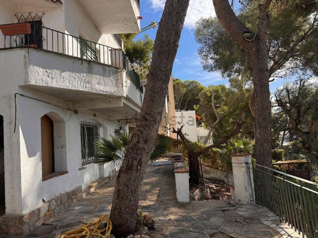 Casa en venta en Bellamar, Castelldefels