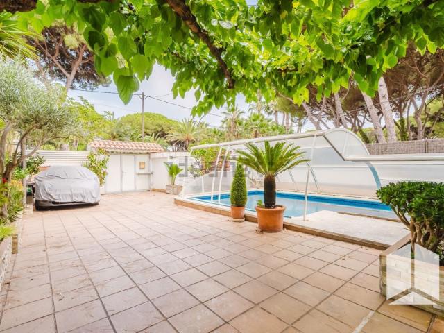 Casa en venta en la Pineda, Baix Llobregat