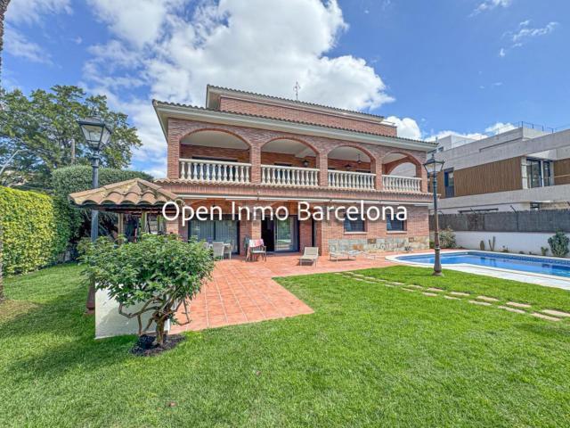 Casa en venta en Lluminetes, Baix Llobregat