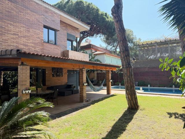 Casa en alquiler en la Pineda, Baix Llobregat