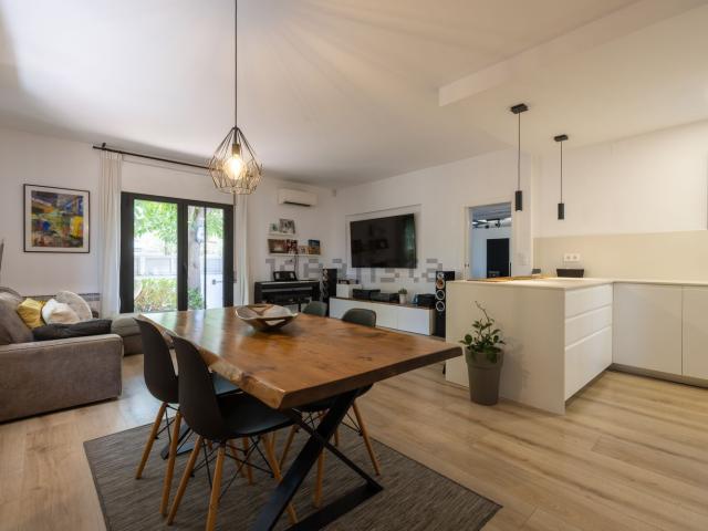 Casa en venta en Mar-i-sol, Baix Llobregat