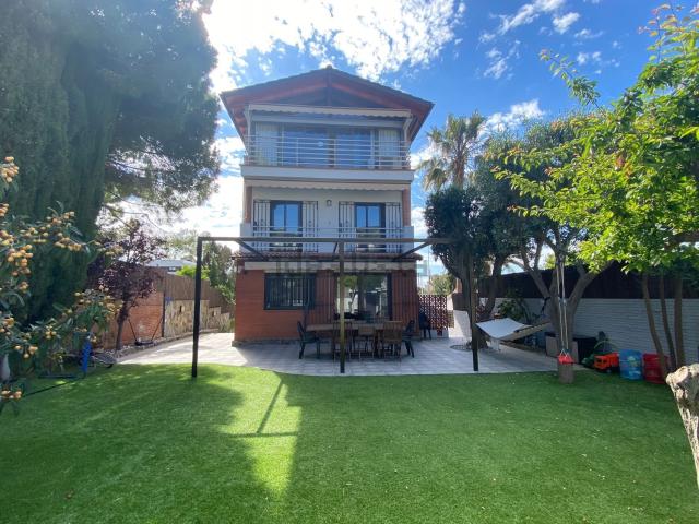 Casa en venta en Montmar, Baix Llobregat