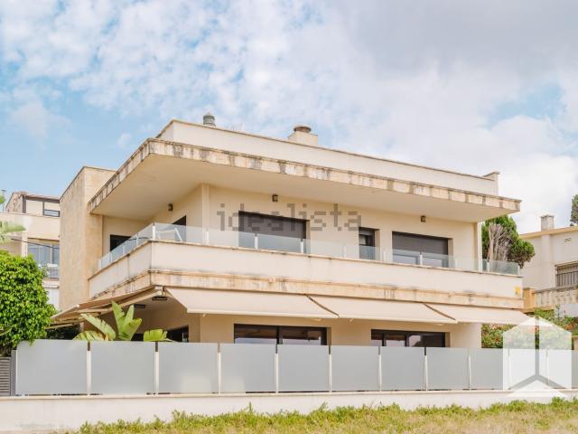 Casa en venta en Baixador, Baix Llobregat