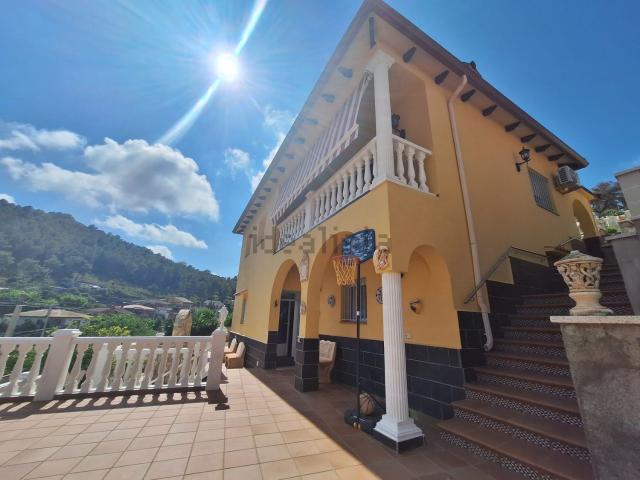 Casa en venta en Castellet I La Gornal, els Rosers