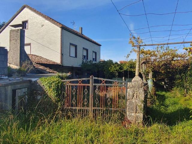 Casa en venta en Catoira