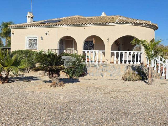 Casa en venta en Catral, Valencia