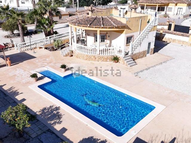 Casa en venta en Catral, Alicante