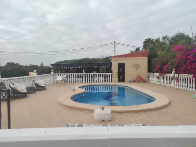 Casa en venta en Catral, Alicante