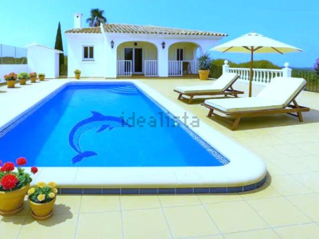 Casa en venta en Catral, Alicante