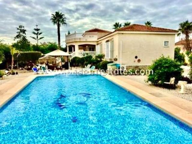 Casa en venta en Catral, Valencia