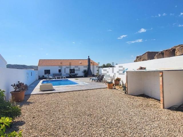 Casa en venta en Caudete, Albacete