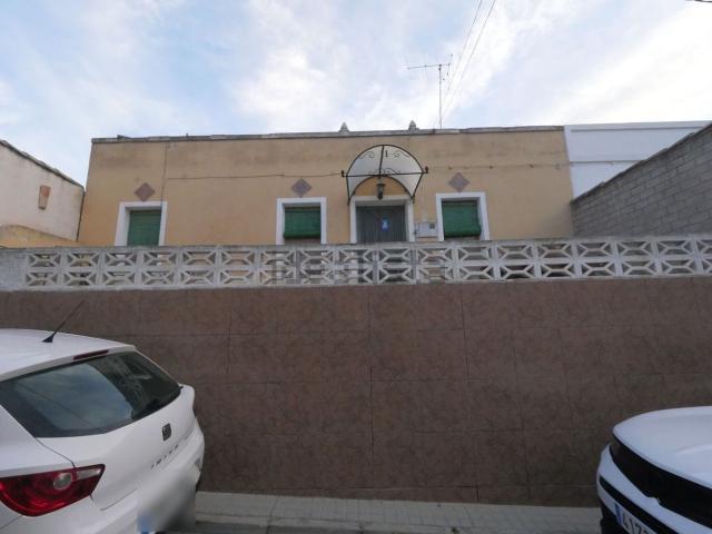 Casa en venta en l'Alt Vinalopó / El Alto Vinalopó, Valencia