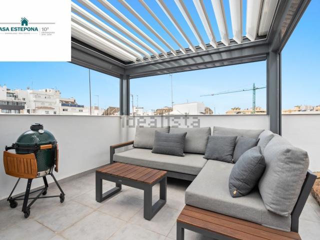 Casa en venta en Barriada Islas Canarias, Costa del Sol Occidental