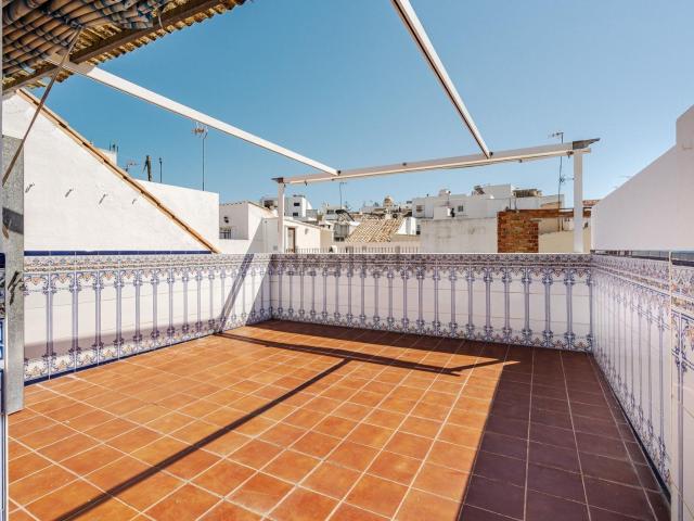 Casa en venta en Barriada Islas Canarias, Costa del Sol Occidental