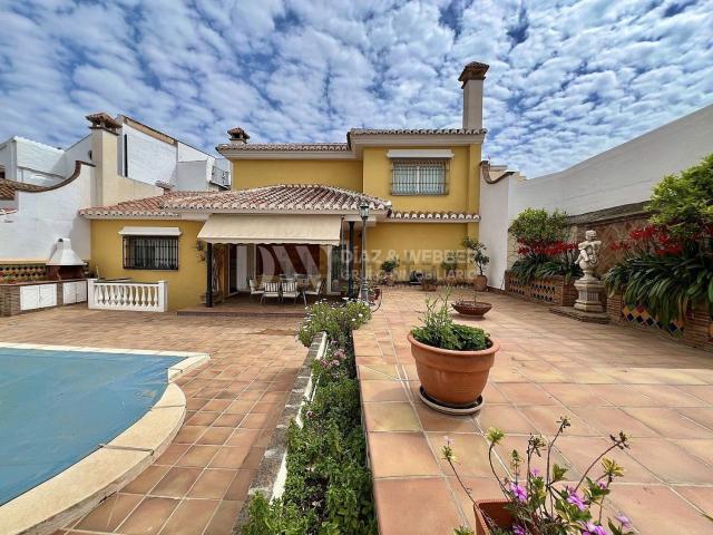 Casa en venta en La Gloria, La Axarquía
