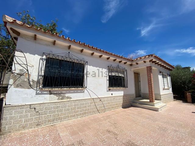 Casa en venta en La Gloria, La Axarquía