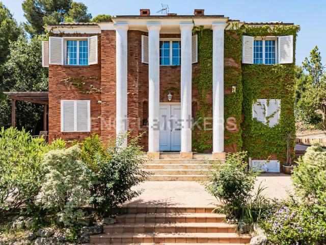 Casa en venta en Cerdanyola Del Vallès, Bellaterra