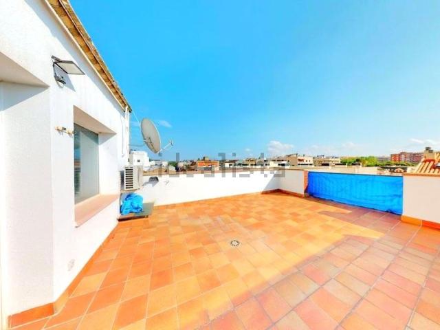 Casa en venta en Cerdanyola Del Vallès, Sant Martí